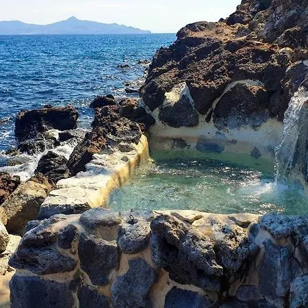 Anastasia شقة فندقية Méthana